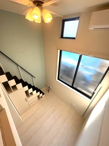 居室・リビング　★★当社限定募集　収納階段のデザイナーズです！ネット無料♪★