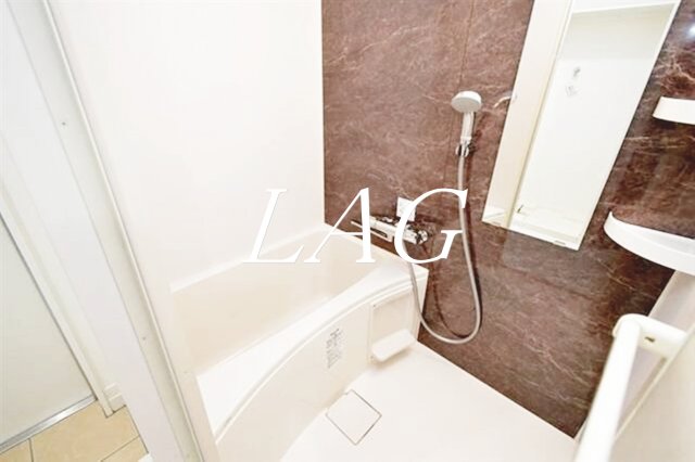 バス・シャワールーム　お風呂です。