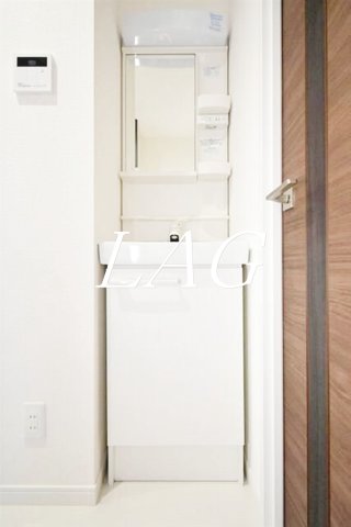 洗面設備　洗面台です。