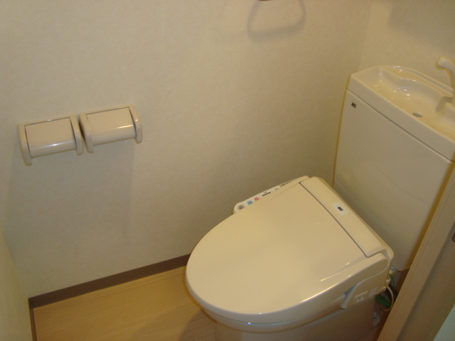トイレ　シャワー付トイレ