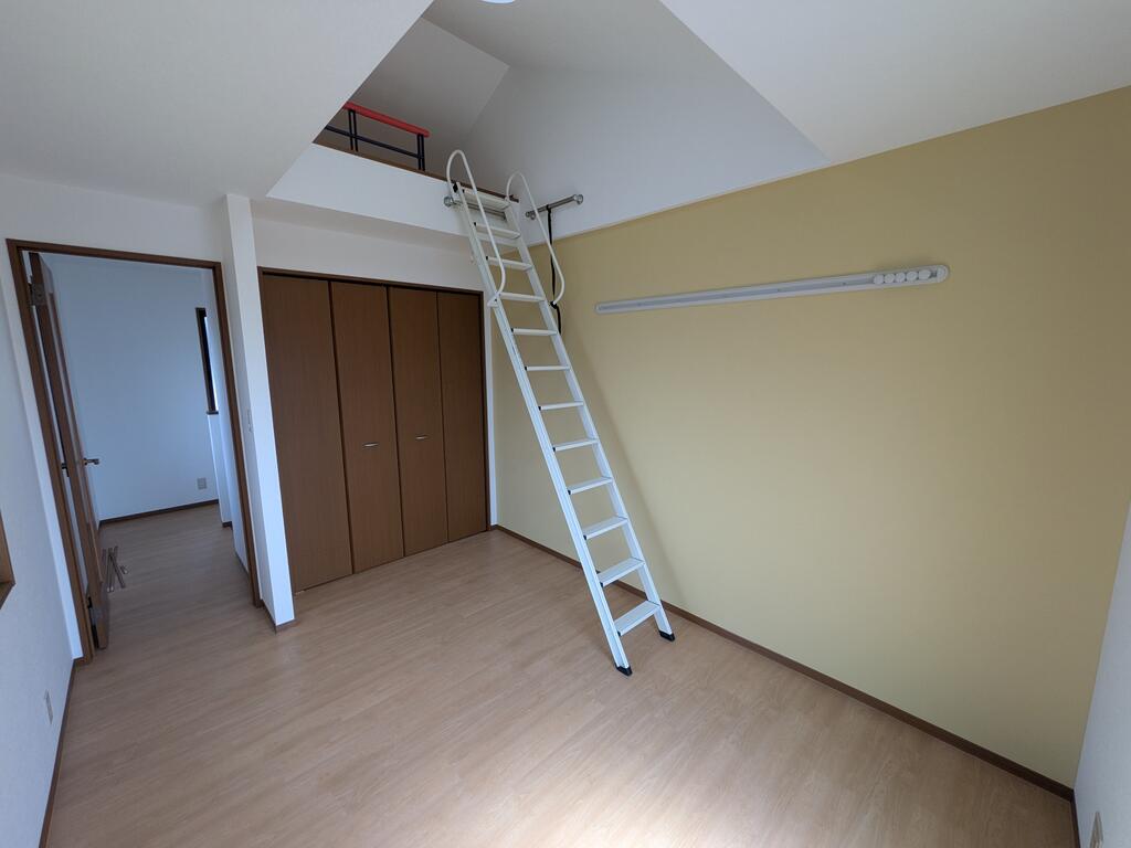 吹田片山町3丁目戸建の内装写真