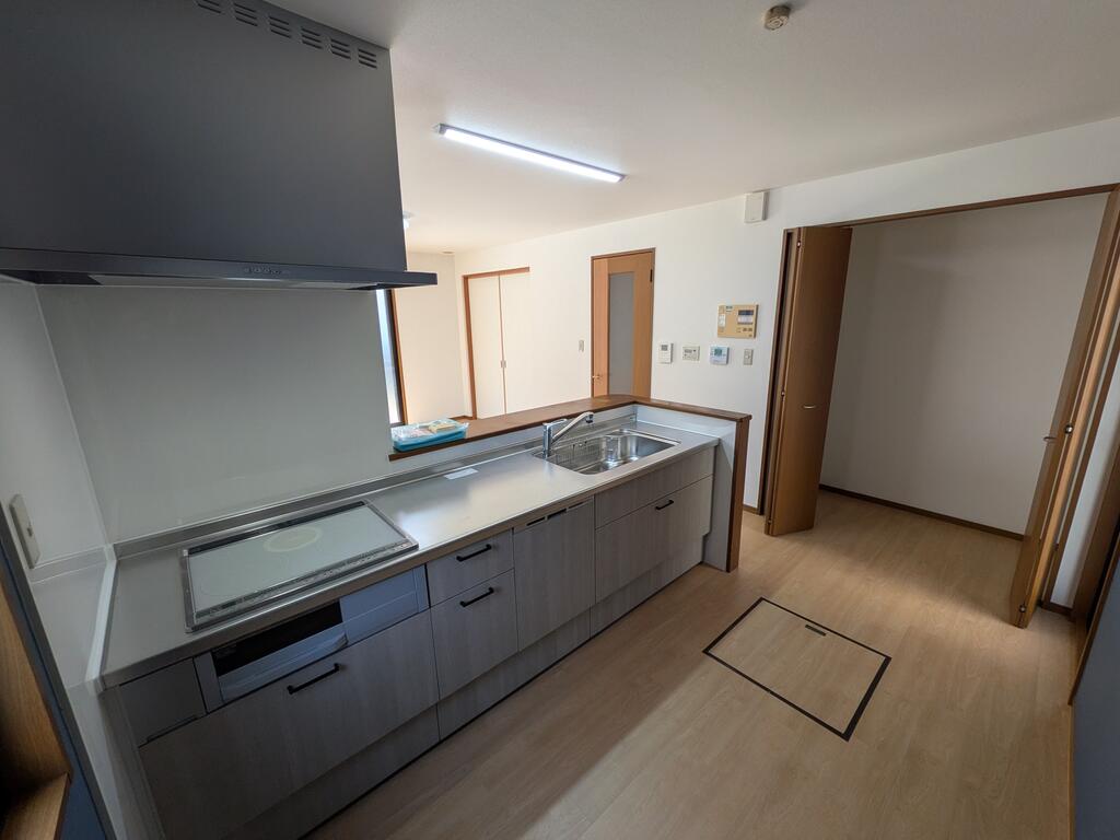 吹田片山町3丁目戸建のキッチン写真
