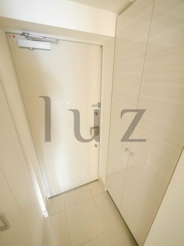 玄関　広々とした玄関スペースです☆