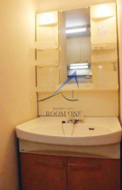 洗面設備　洗面台です。