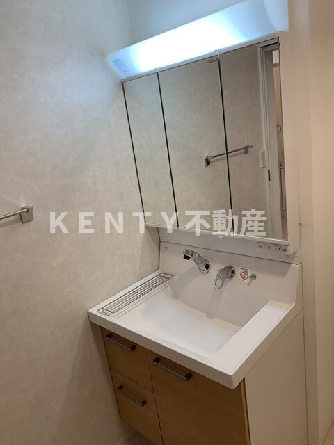 洗面設備　広い洗面スペース