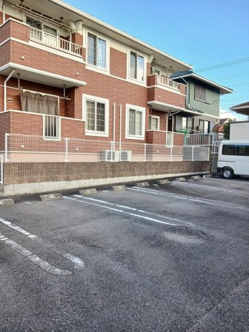 駐車場　駐車場完備です