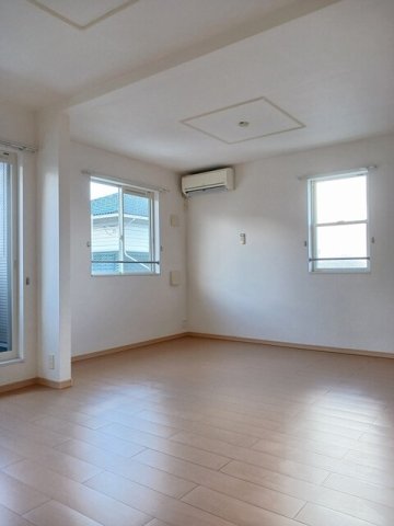 居室・リビング　使いやすいリビングです