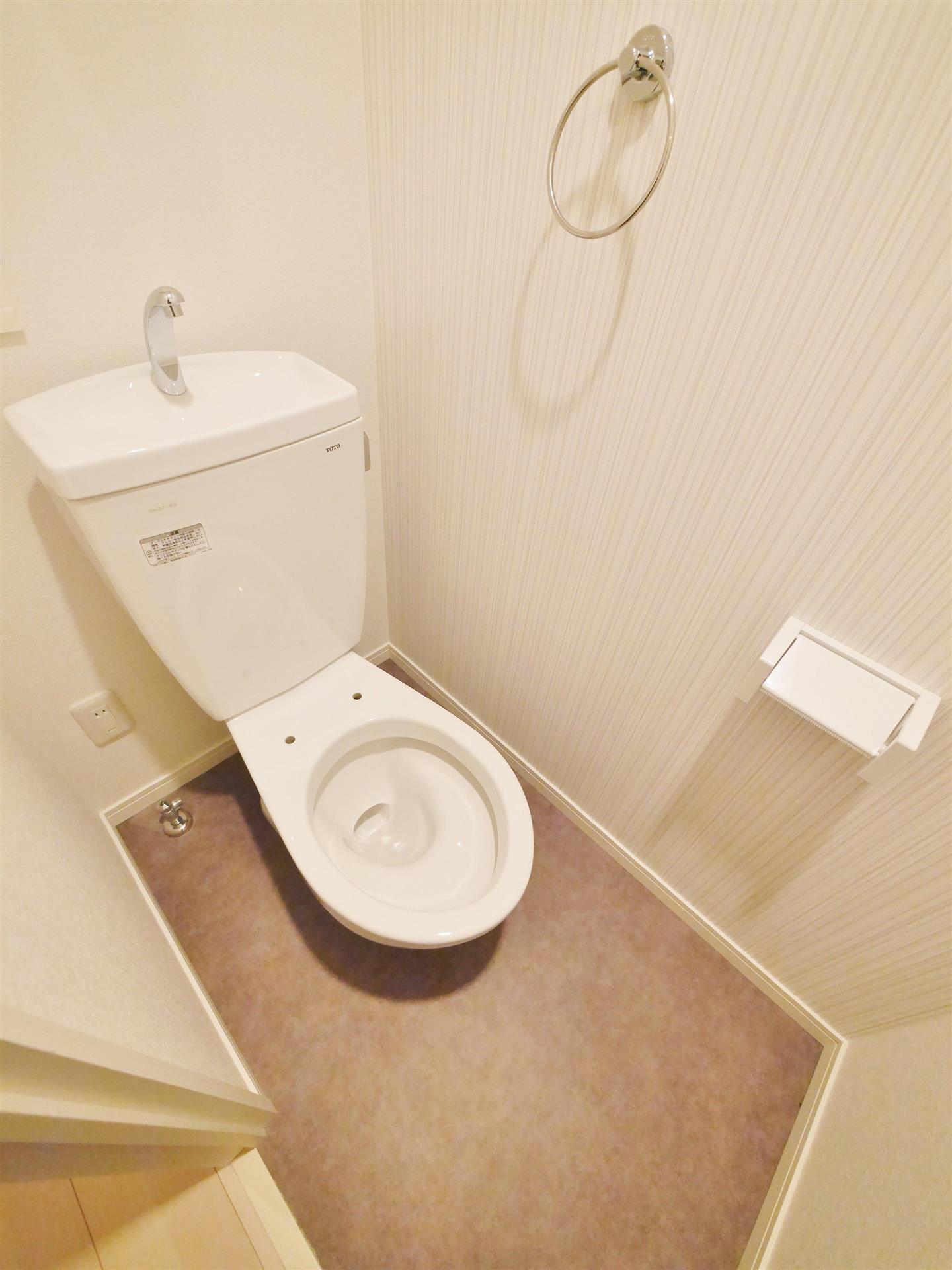 トイレ　※同タイプ1K202号室のモデルルーム同仕様写真です※