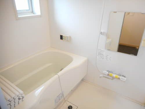 バス・シャワールーム　追焚浴室