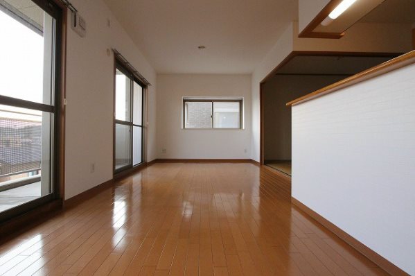 居室・リビング　他部屋写真