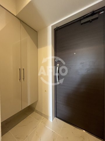 玄関　ファーストフィオーレ江坂ウエスト　玄関