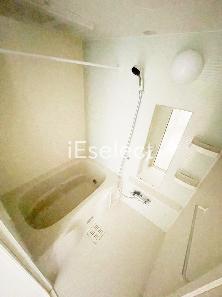 バス・シャワールーム　※同仕様の画像の為、実際とは異なります