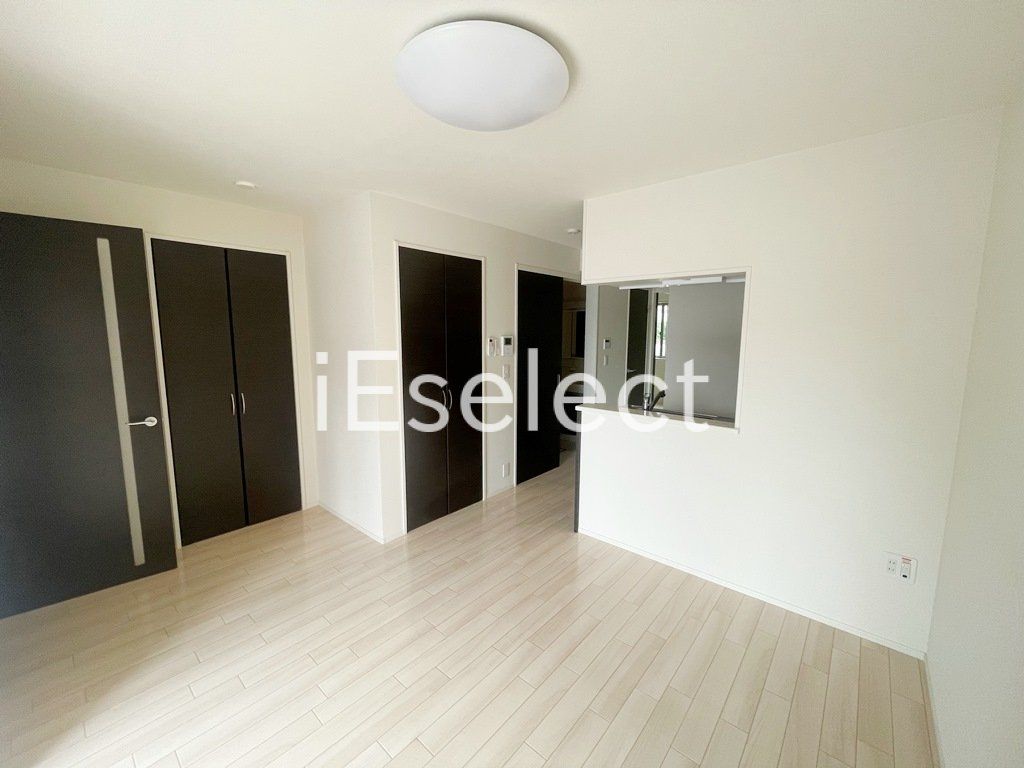 居室・リビング　※同仕様の画像の為、実際とは異なります