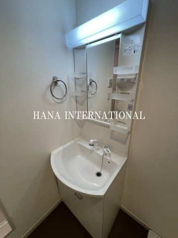 洗面設備　※反転タイプ参考写真