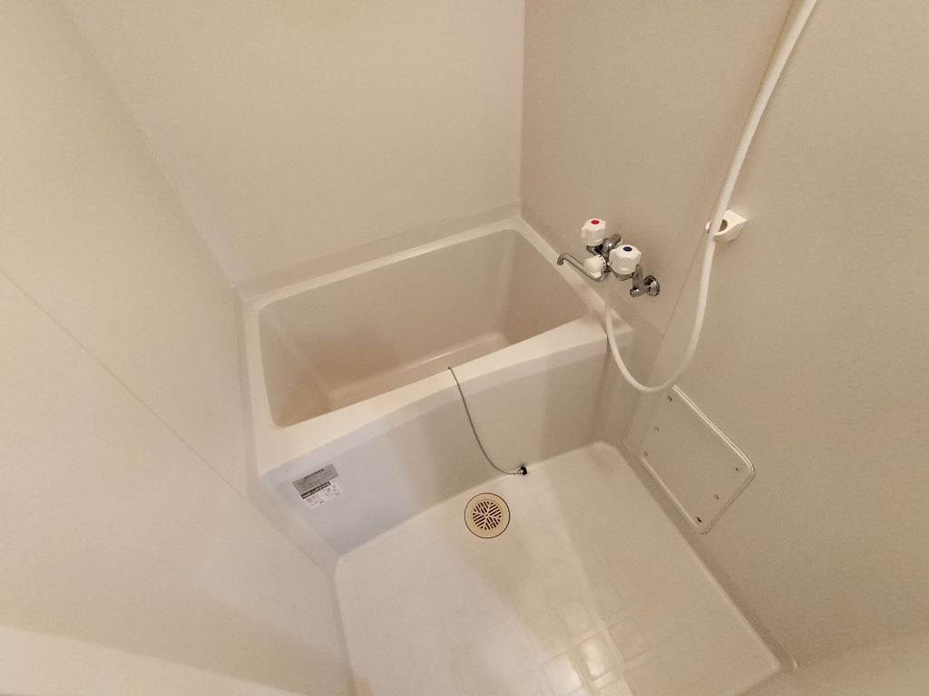 バス・シャワールーム　バス