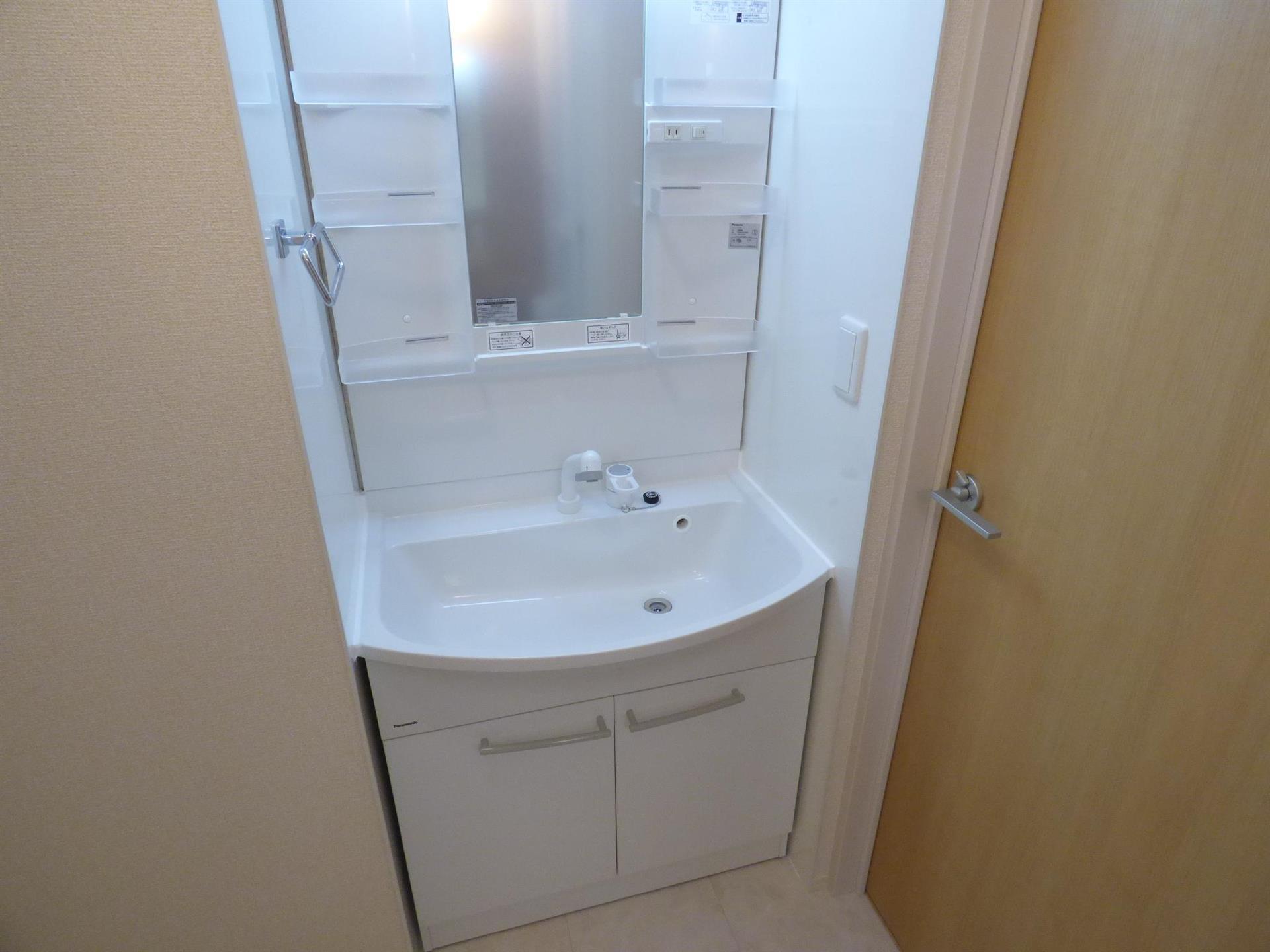 洗面設備　洗面化粧台