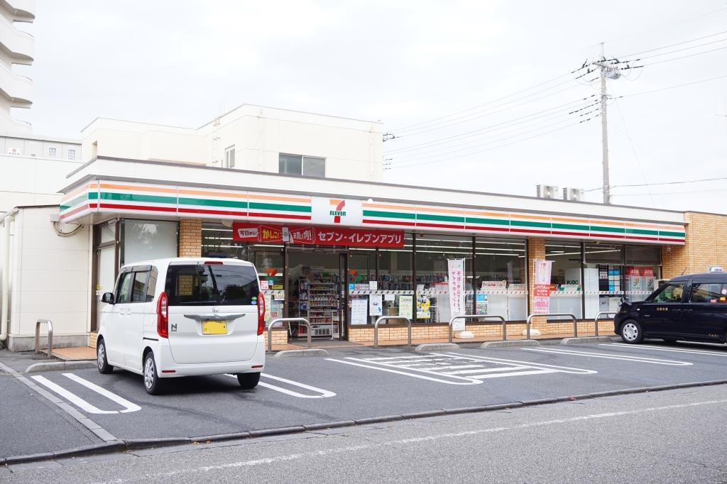 コンビニ　セブンイレブン 三郷早稲田4丁目店（コンビニ）まで406m