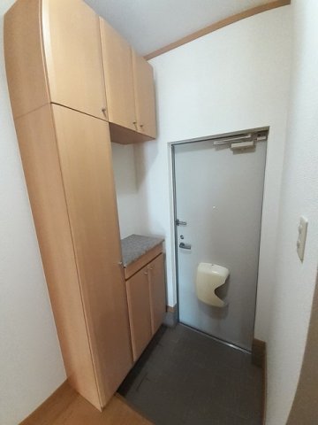 玄関　明るい玄関です