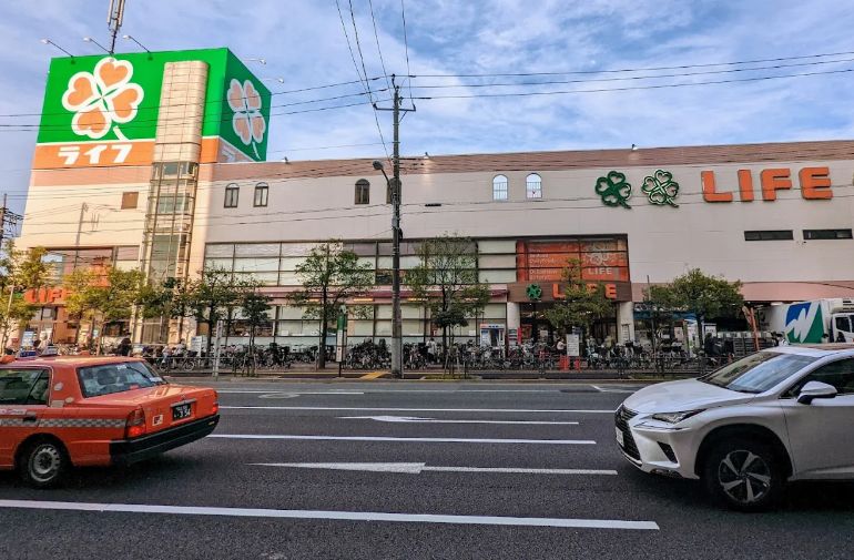 スーパー　ライフ深川猿江店（スーパー）まで594m