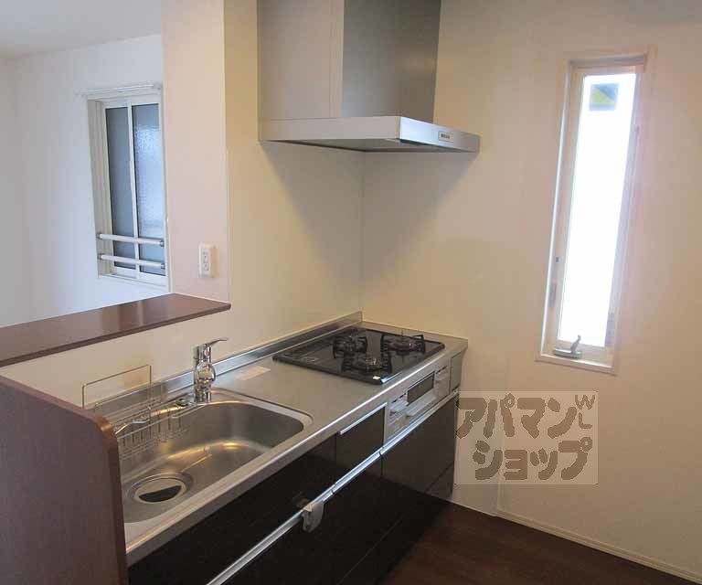 キッチン　３０１号室の写真です。