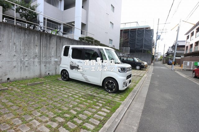 駐車場　敷地内駐車場あり◎