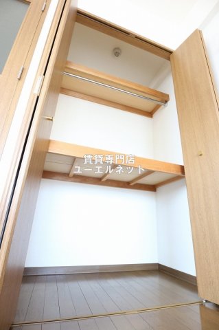 収納　クローゼット付きでお部屋もスッキリ♪
