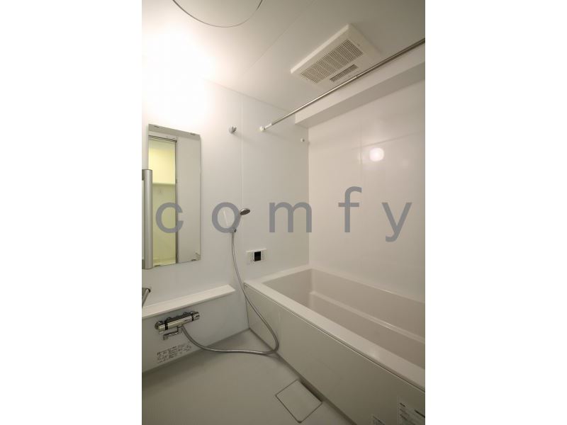 バス・シャワールーム　追炊き浴室乾燥機付きバス