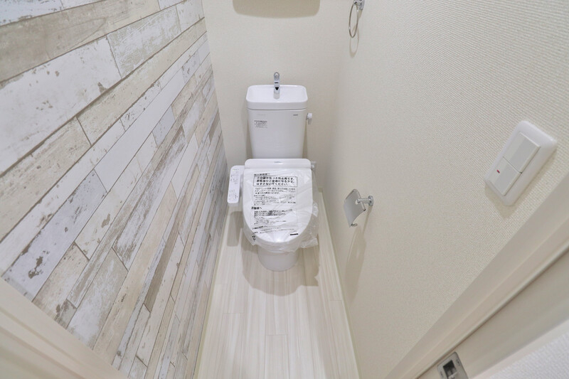 トイレ　同シリーズモデル