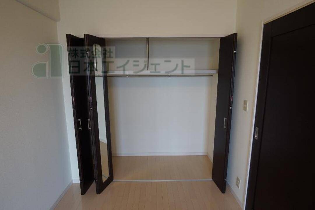 収納　クローゼット