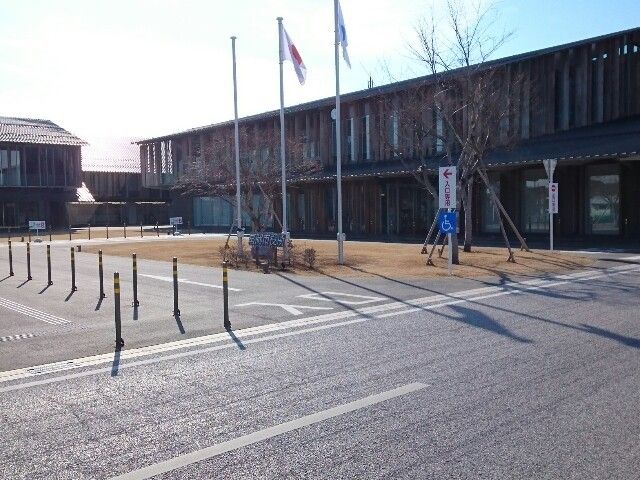 役所　富岡市役所（役所）まで750m