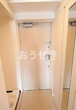 玄関　※同仕様参考写真