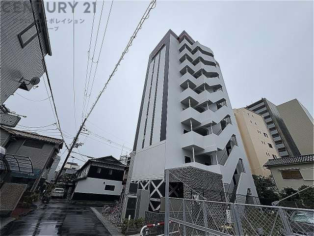 建物外観　オートロック・防犯カメラ付きで安心です！