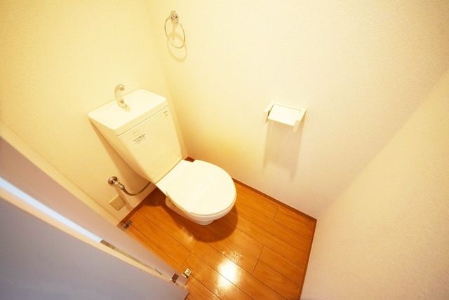 トイレ　別部屋参考写真