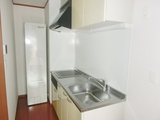 キッチン　★ＩＨ２口付キッチンです★