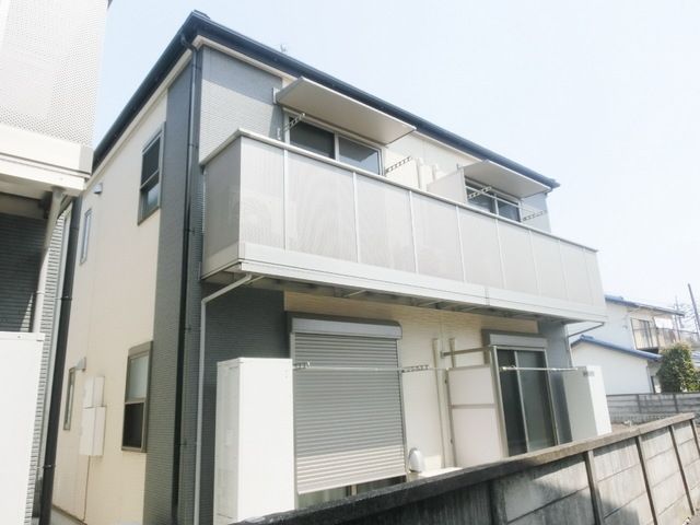 建物外観　★狛江駅徒歩９分生活に便利です★