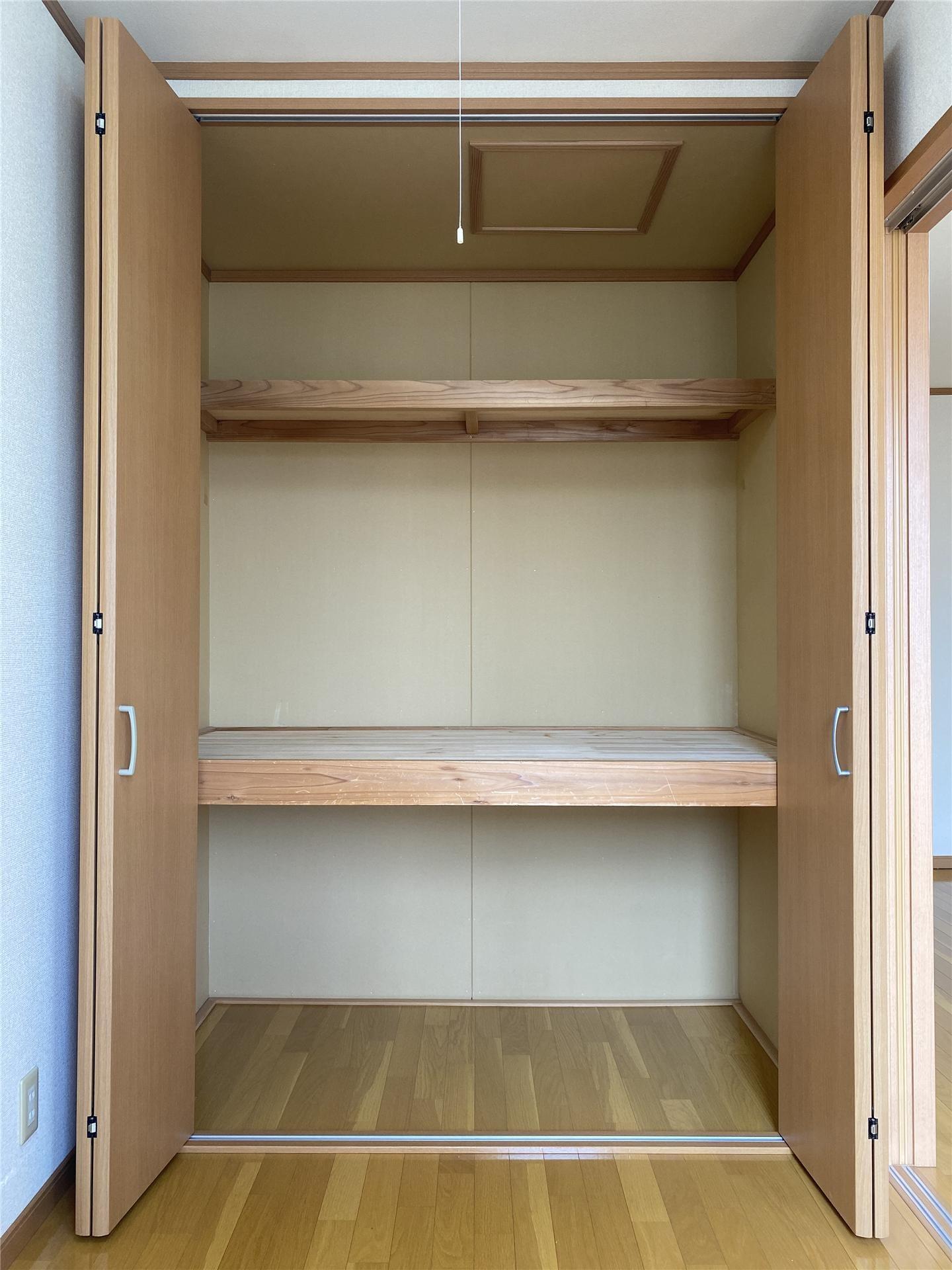 収納　洋室3帖収納※実際の色や建具は異なります。