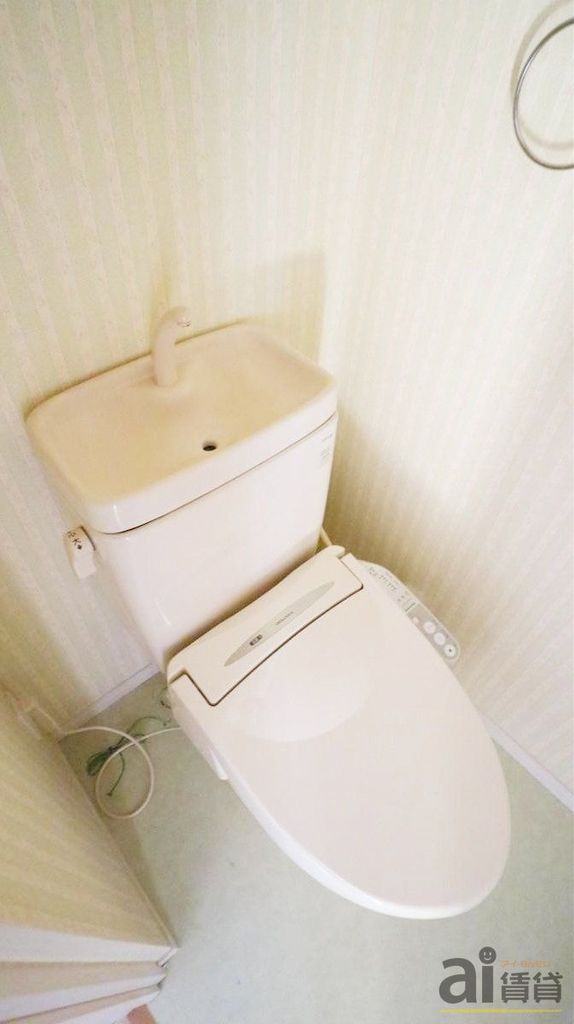 トイレ　※同仕様写真です