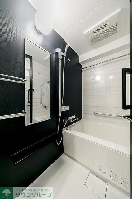 バス・シャワールーム　※写真は同タイプ住戸です。