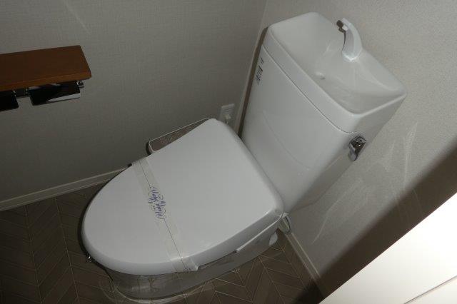 トイレ　ウォシュレット