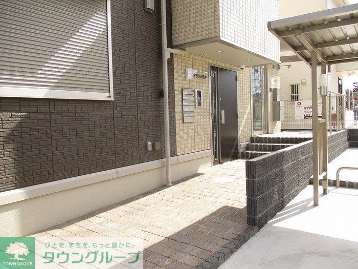 エントランス　お問合せはタウンハウジングまで！※現地待合わせ相談可能
