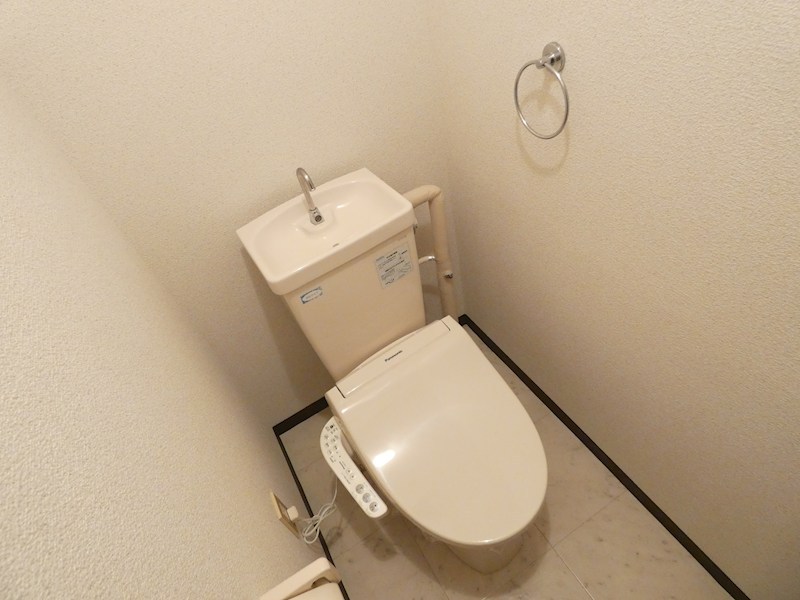 トイレ　参考写真