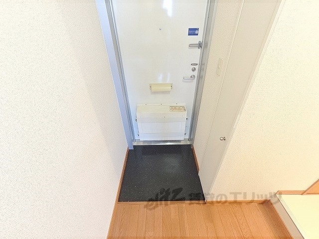 レオパレスサンハイム東難波の玄関写真