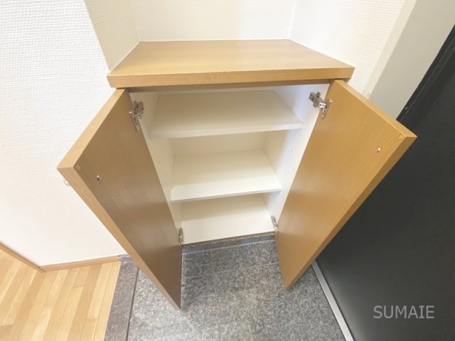 玄関　シューズボックス完備！