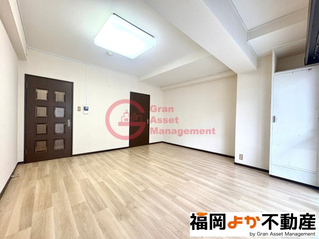居室・リビング　【福岡よか不動産】こちらのリビングで趣味の時間をお楽しみくだ