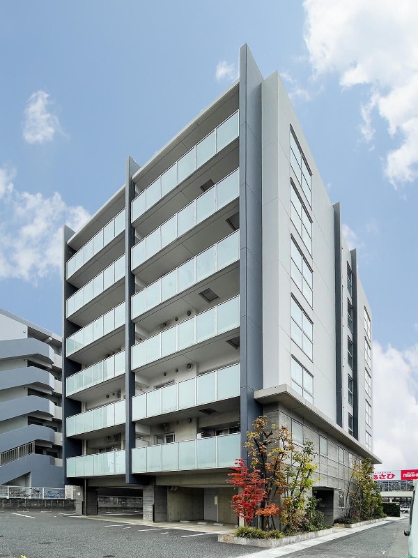 建物外観　かっこいい建物です