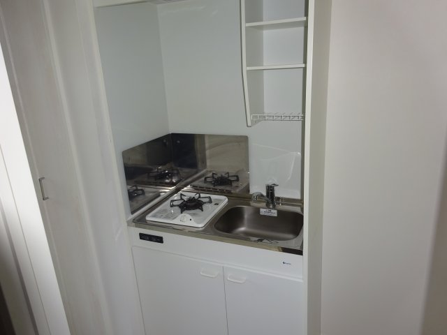 キッチン　同建物の類似タイプ