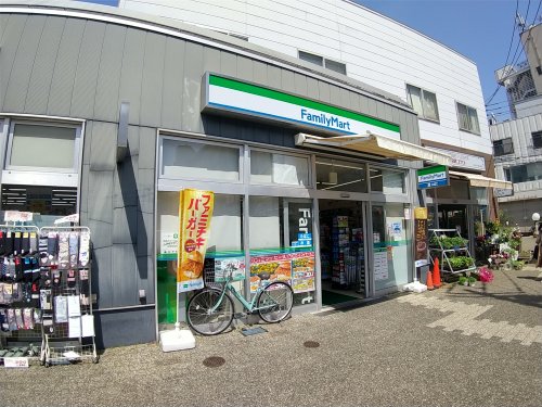 コンビニ　ファミリーマート 京成谷津駅前店（コンビニ）まで374m