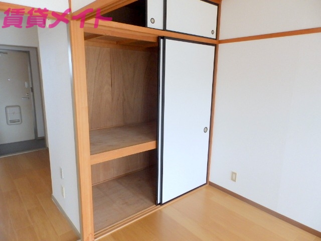 収納　別部屋反転画像参考