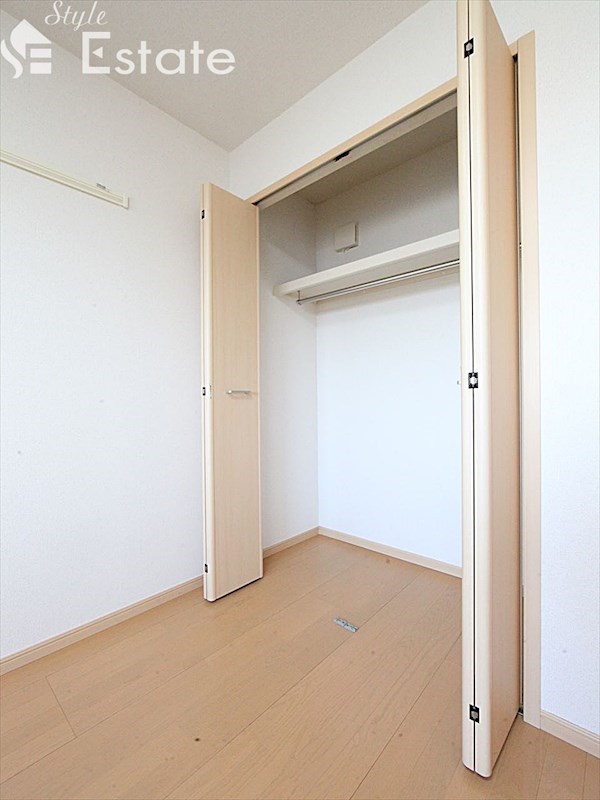 収納　クローゼット