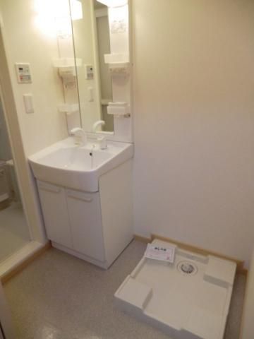洗面設備　シャンプードレッサー付き